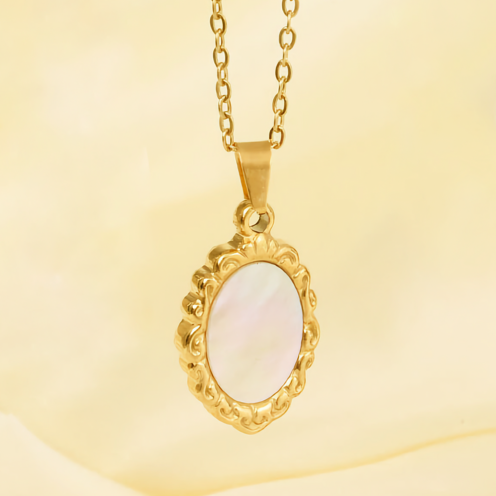 Women's Vintage Pendant Necklace Gold Freshwater Pearl - 3